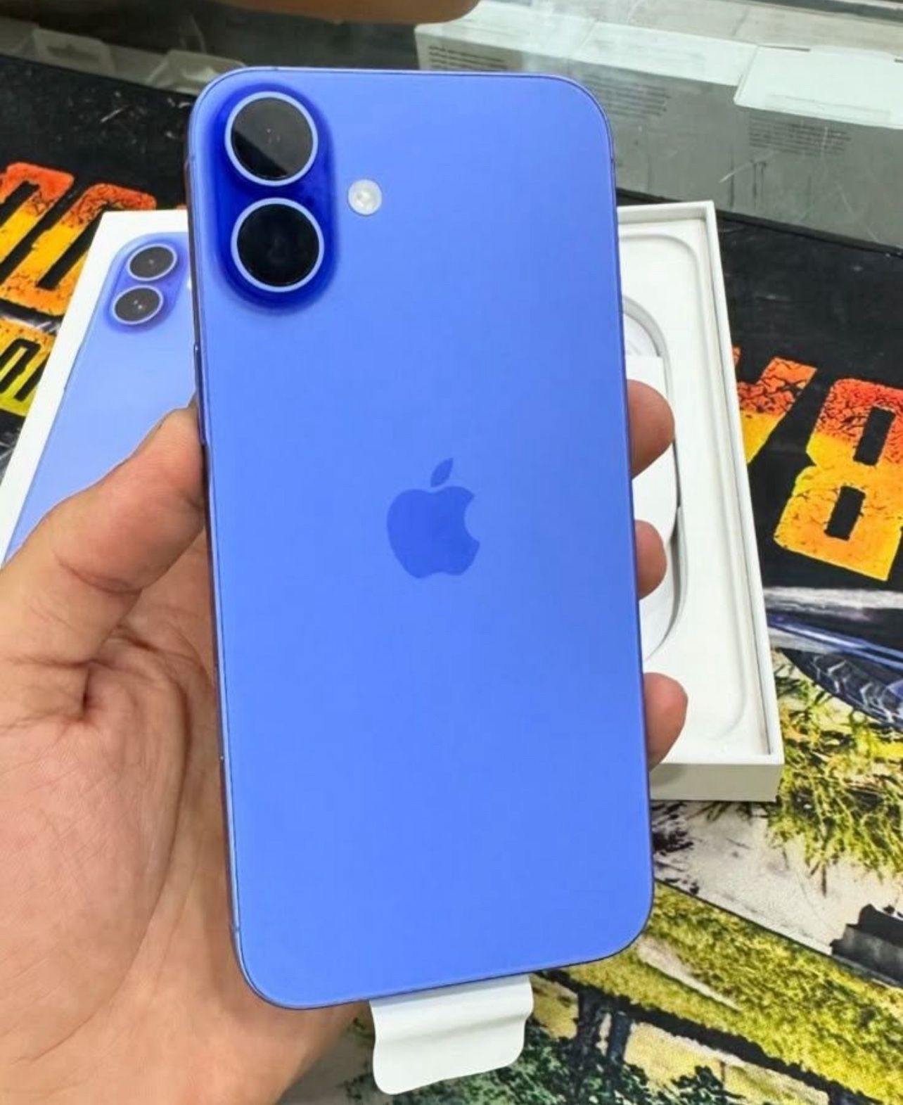 iPhone 16