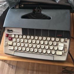Smith – Corona electric typewriter
