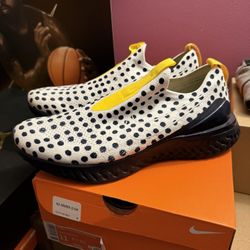 Nike EPIC PHANTOM REACT Size 11