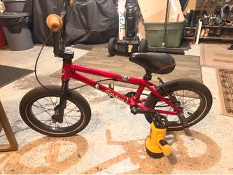 FIT BIKE CO  Misfit 16 inch bike