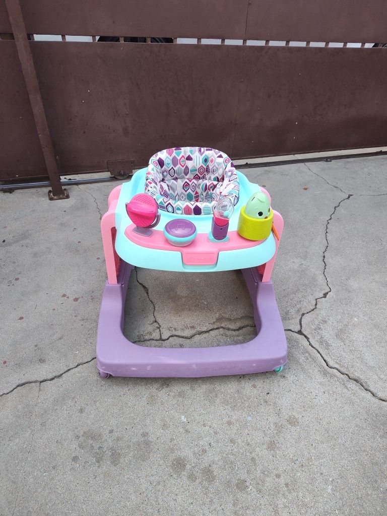 SAFETY 1ST BABY WALKER