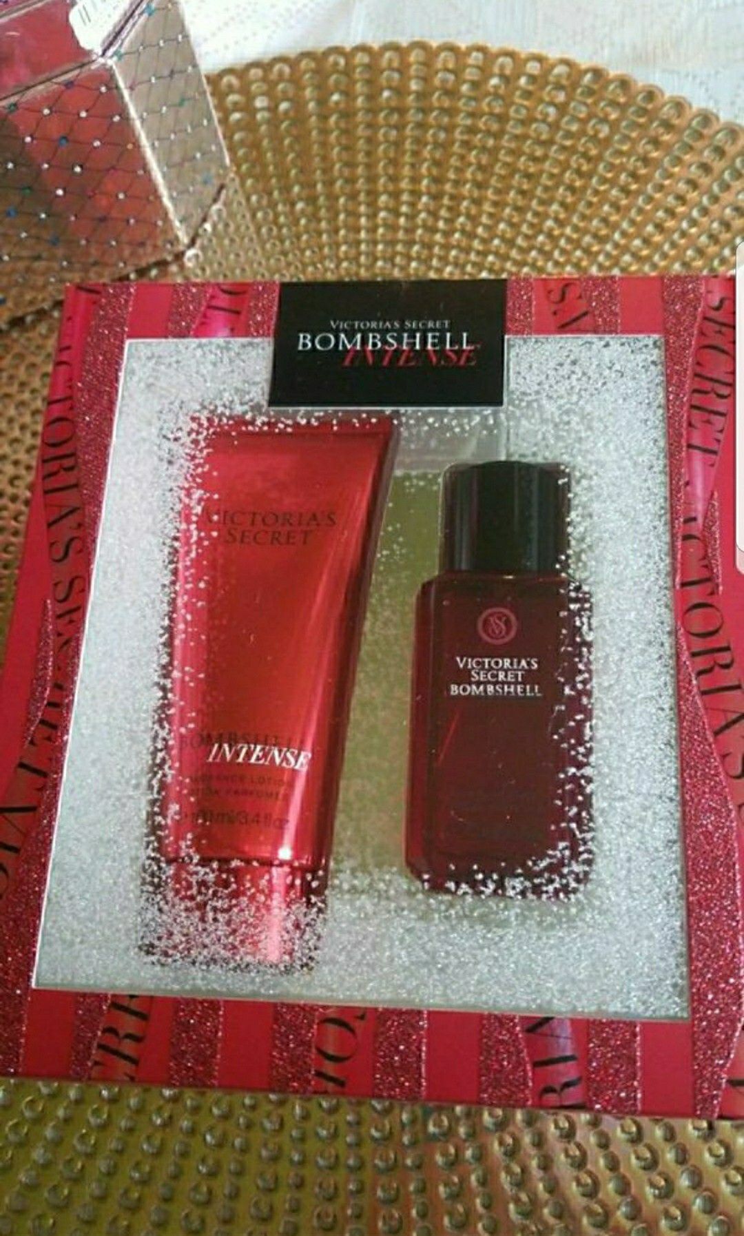 Victoria Secret Bombshell Intense fragrance lotion parfumee gift set