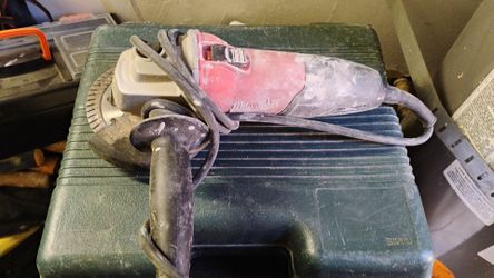 Milwaukee Corded Angle Grinder with Case & Wheel