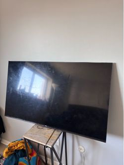 TCL TV FOR SALE *NEED GONE*