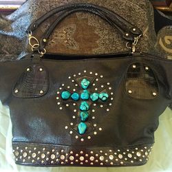 ALMOST NEW HANDBAG PURSE