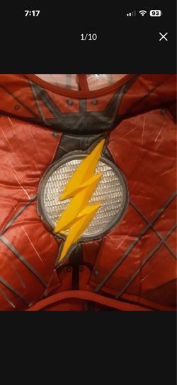 For sale size 12-14 the Flash Custom,  asking  $12. Hablo español