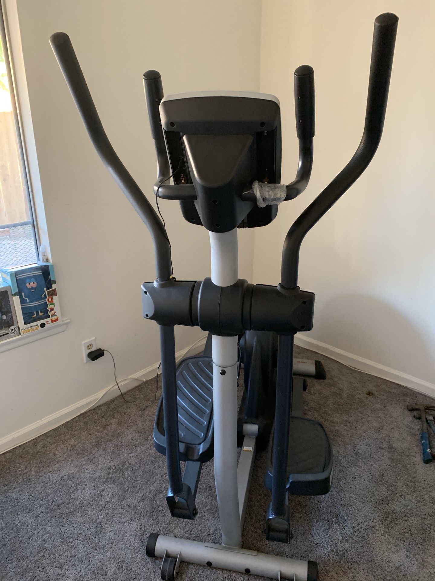 Jillian Michaels ProForm 600 LE elliptical for Sale in Corona, CA OfferUp
