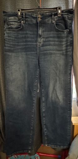 Women’s plus size Dark Wash Straight Leg Jeans