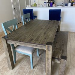Free Dining Table W Bench And Chairs