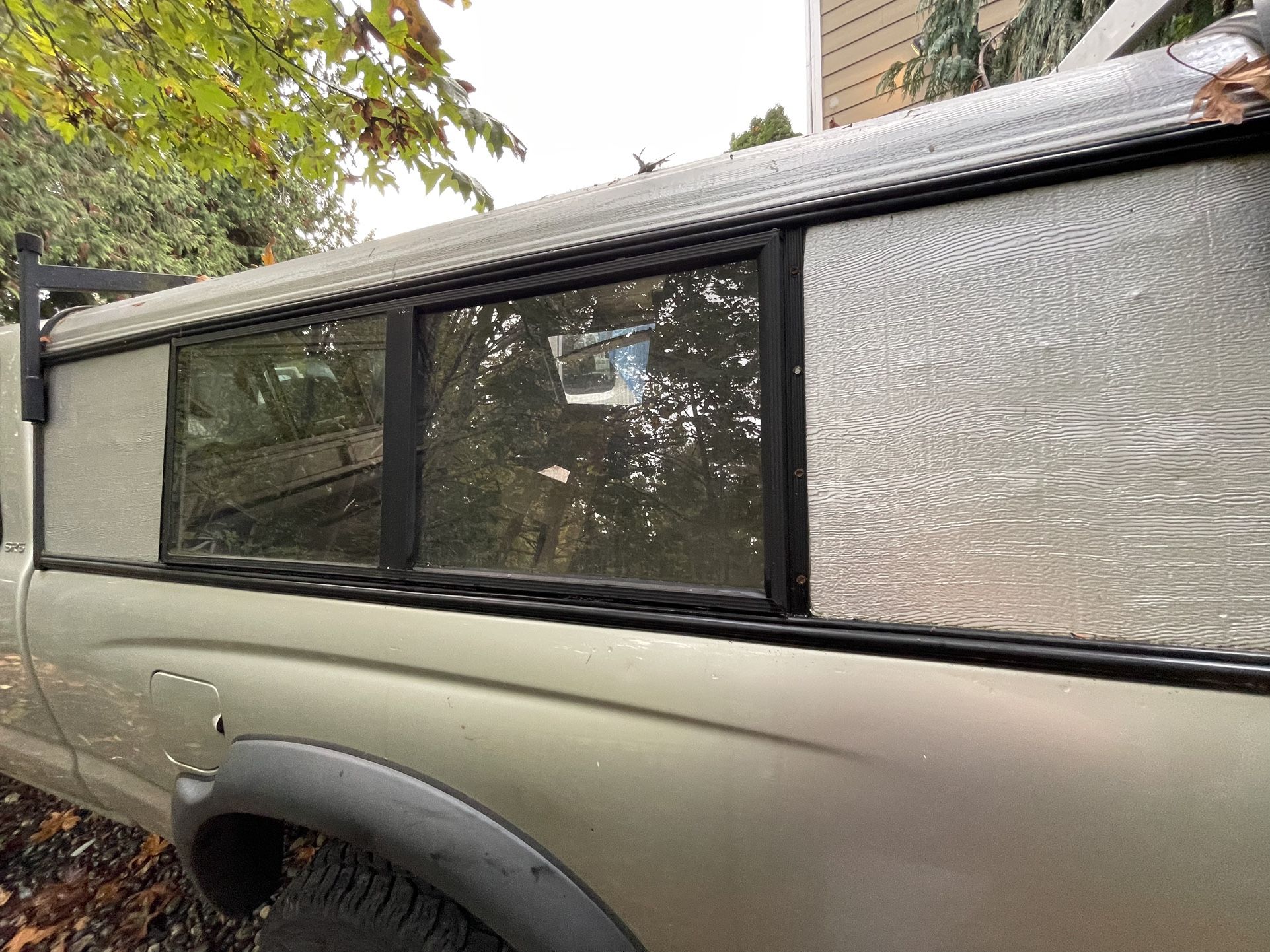 camper for Toyota Tacoma 2004
