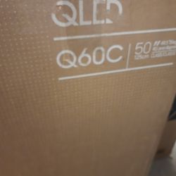 TV SAMSUNG QLED 50" (Q60C).