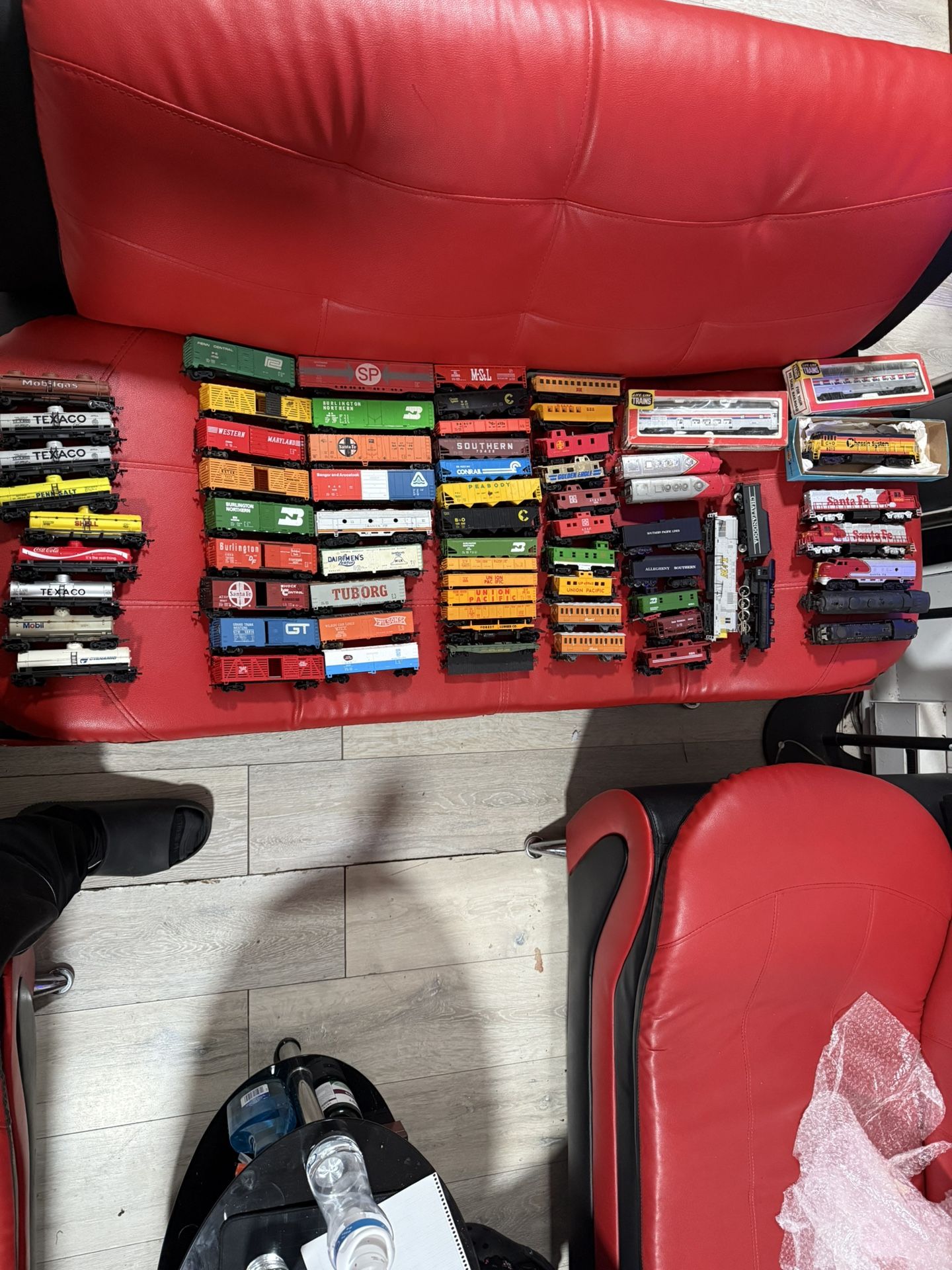 Complete toy train set