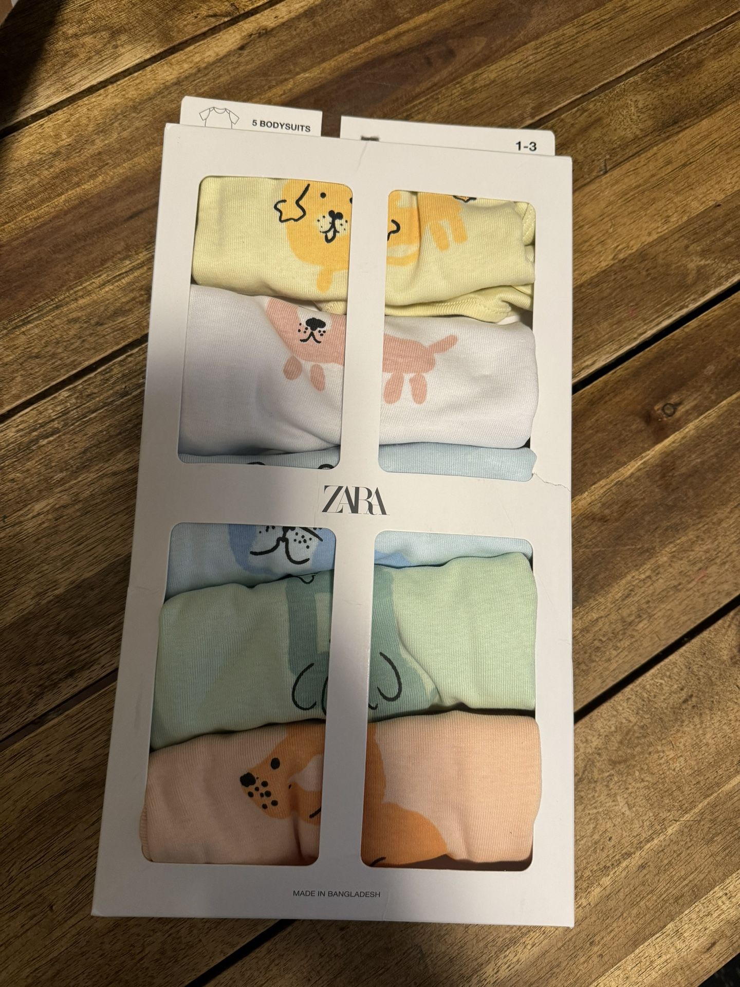 New Baby Onesies. Zara. 1/3 Months. 5 Pack