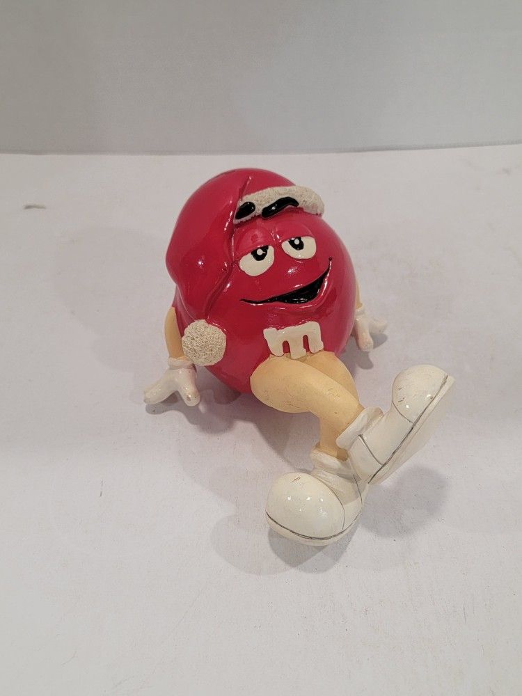 M&M Candy Wearing Red Christmas Santa Hat ~ Shelf Sitter, Ceramic, M & M, M&Ms