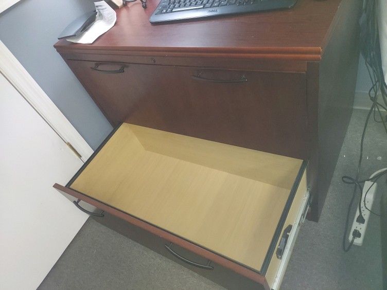 Price Drop! Cherry Wooden excellent condition Executive Style filing cabinet for office $70 O.B.O