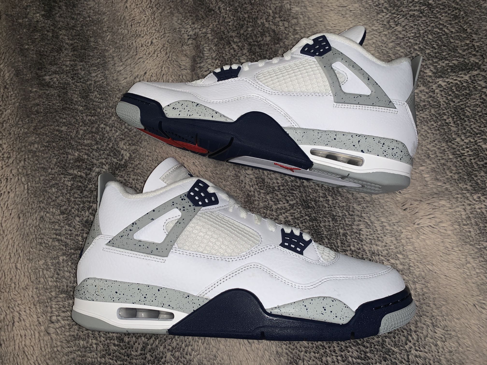 Jordan 4 Retro Midnight Navy