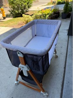 Rocking Side-Bed Bassinet