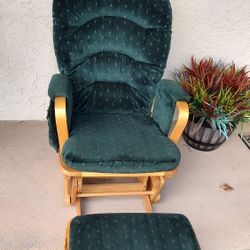 Glider Rocker Chair With Ottoman