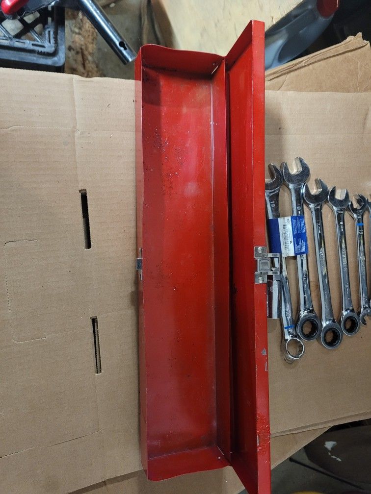 Metric Wrenches And Allen Wrenches for Sale in Puyallup, WA OfferUp