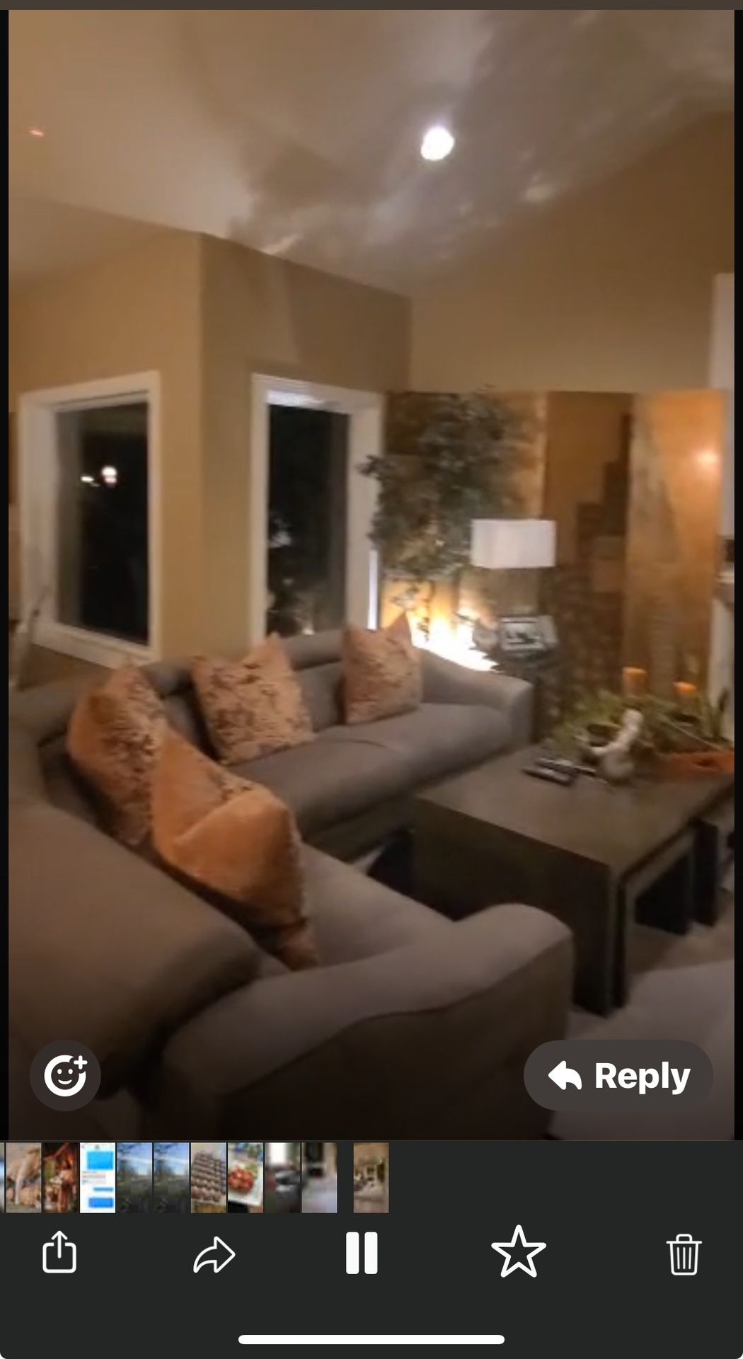 Sectional (Extendable headrest / electric recliner)