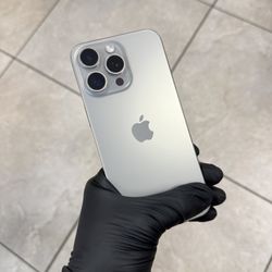 iPhone 15 Pro Max Unlocked