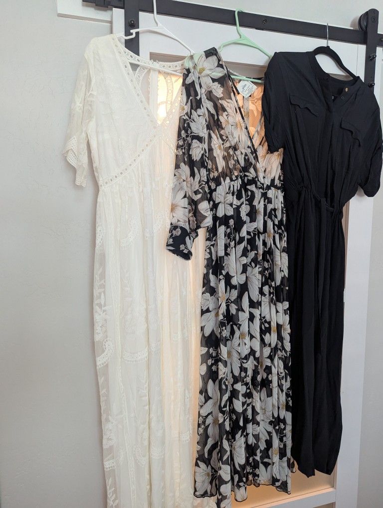 BULK CLOTHES.....40 ITEMS FOR $100 Ahwatukee