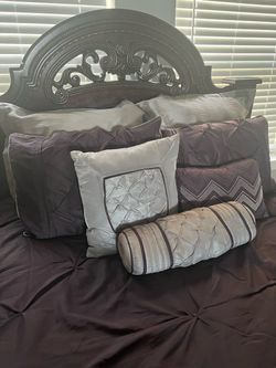 Queen Bedroom Set NEED GONE ASAP