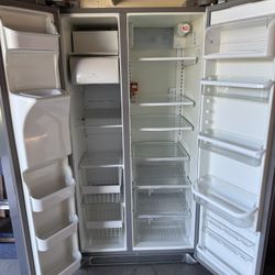 Frigidaire Gallery Side by Side