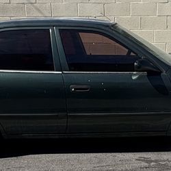 2000 Toyota Corolla