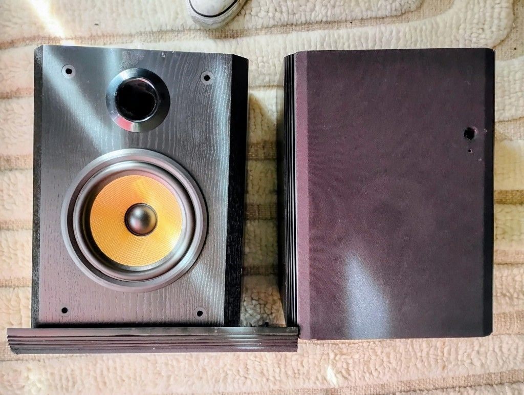 B&W Bowers & Wilkins 805 Matrix Pro