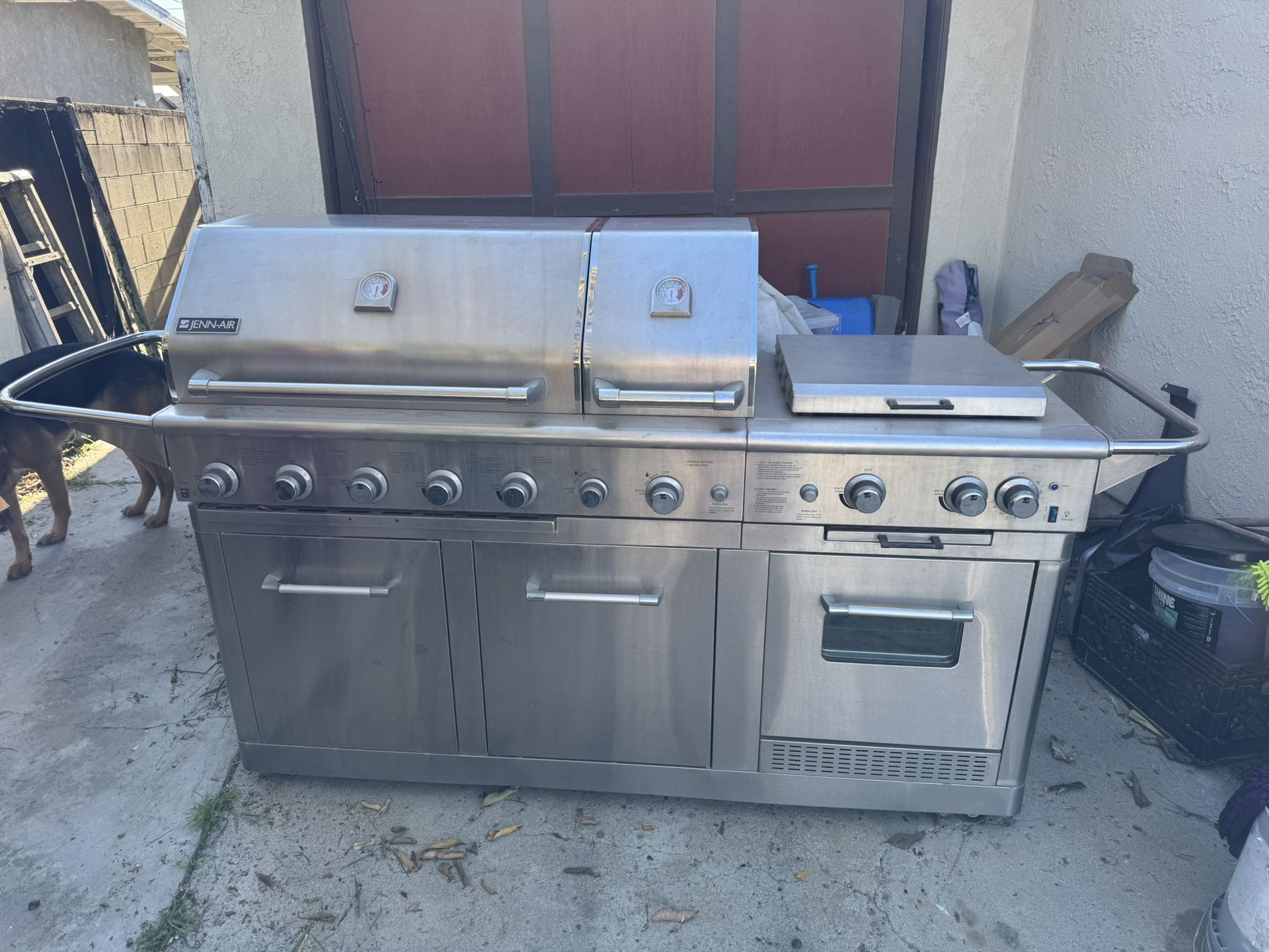 Jenn Air Proane grill 