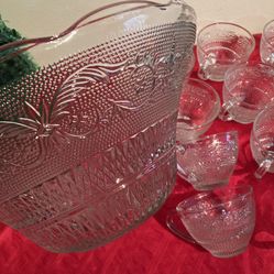 VINTAGE DIAMOND CUT PUNCH BOWL SET