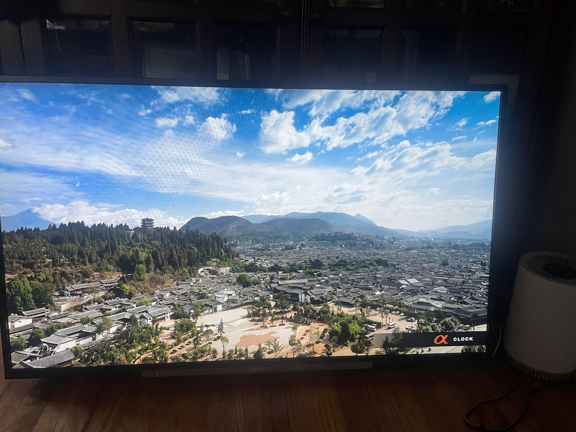 55” Sony Bravia LCD HDTV KDL-50R550A