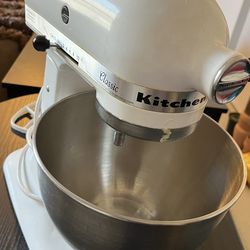 KitchenAid Stand Mixer