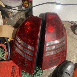 2005-2010 Chrysler 300 Tail Lights 