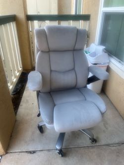 Quality Office Chair with Lumbar Support
