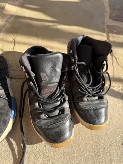 Kids Nike Jordan 11s $15