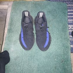 Adidas Yeezy's Size 11