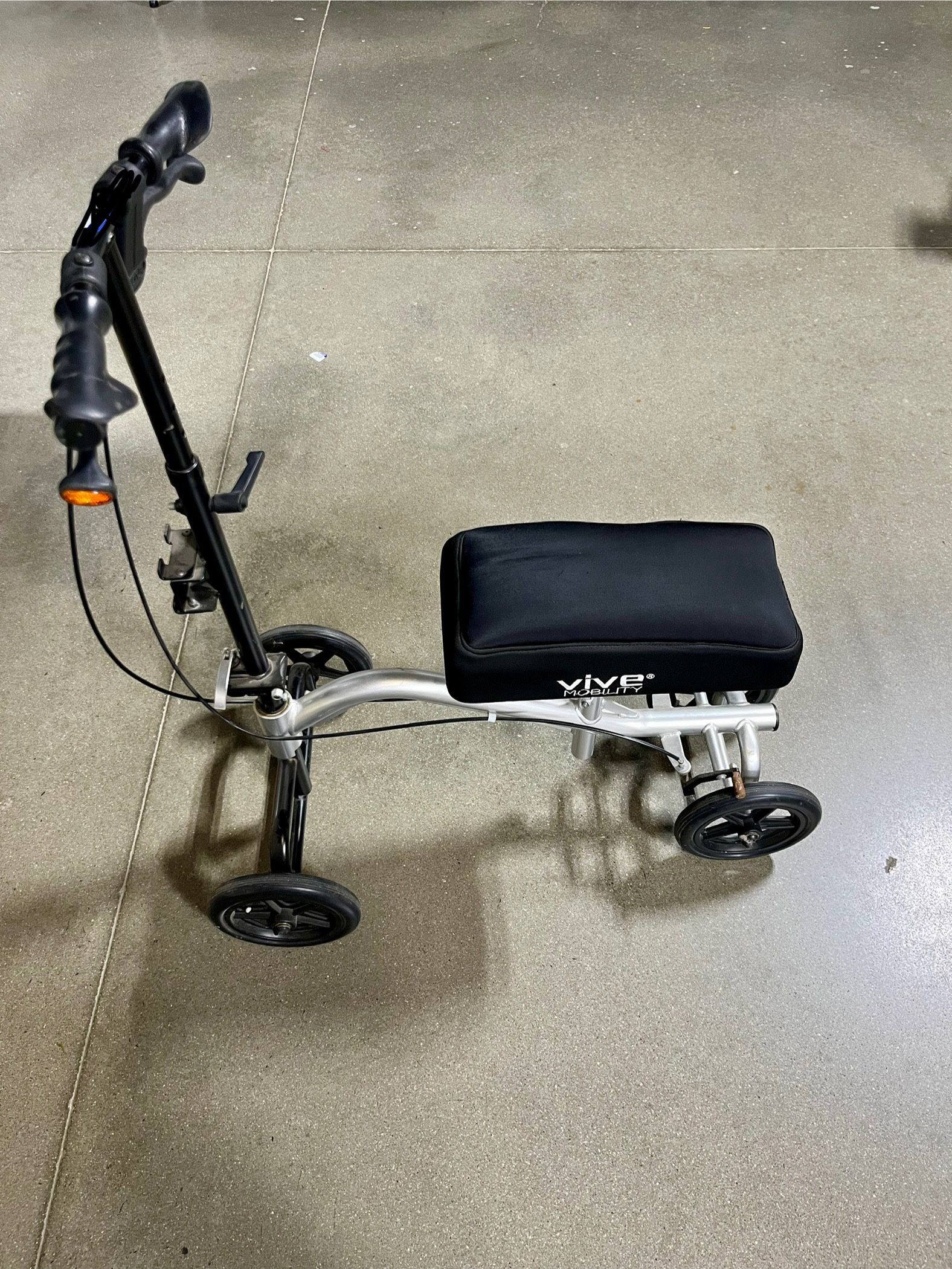 Mobility Knee Scooter
