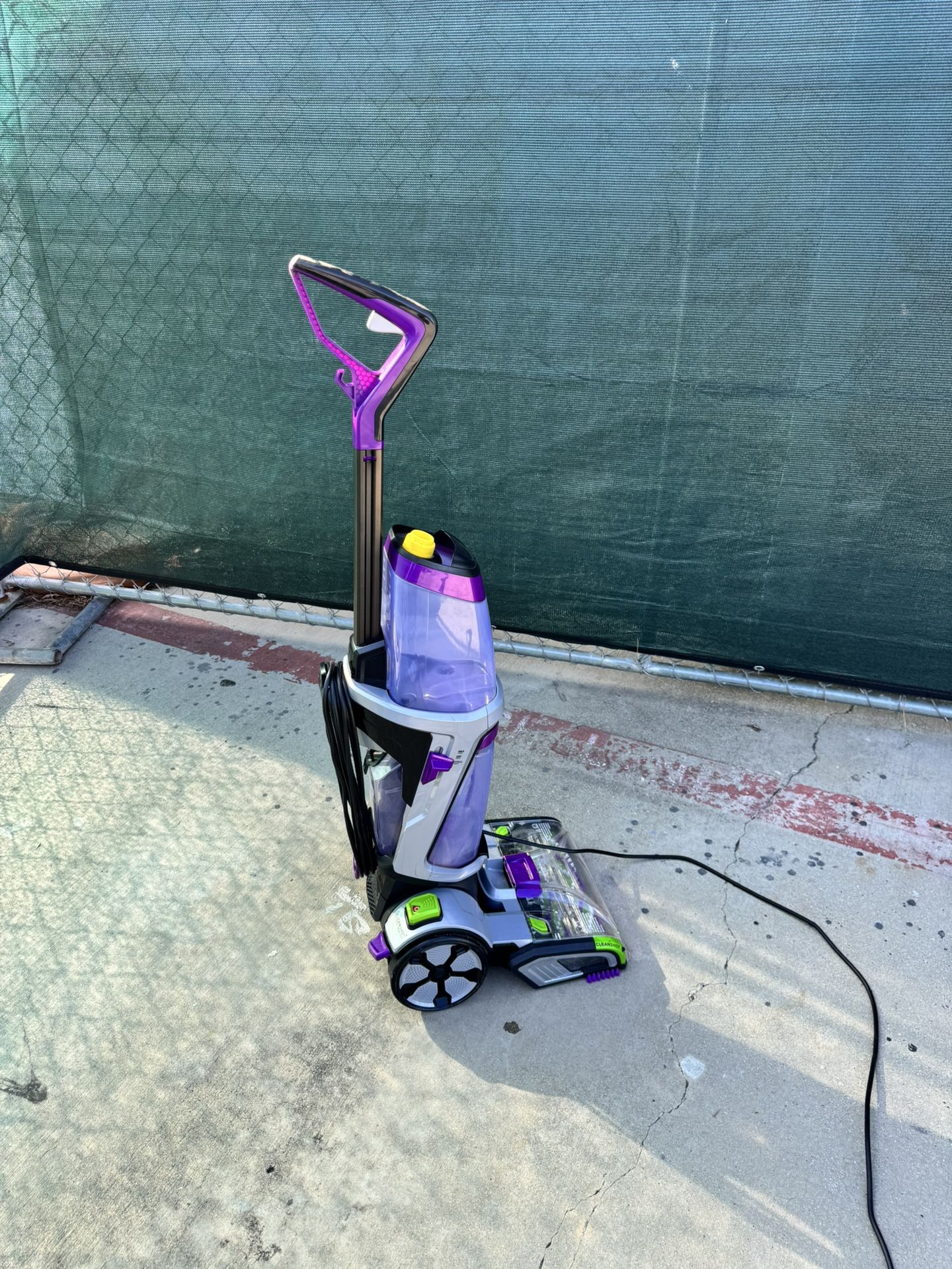 Bissell ProHeat 2X Revolution Pet Pro Plus Carpet Cleaner