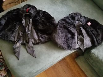 Fake fur stoles for little girls.never used