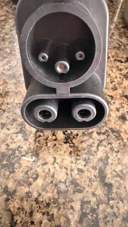 Tesla adaptor charge base