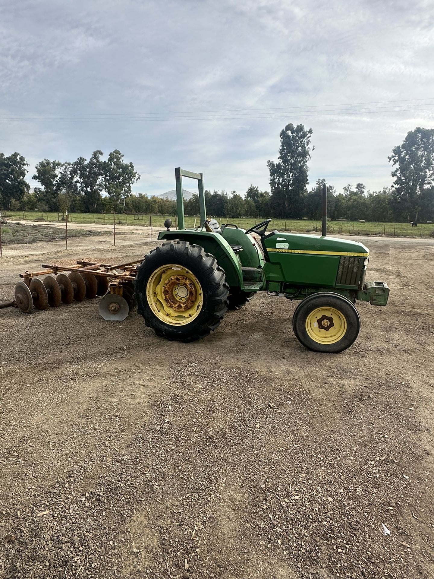 John Deere 1070