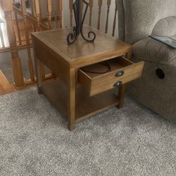 Two End Tables With Drawer
