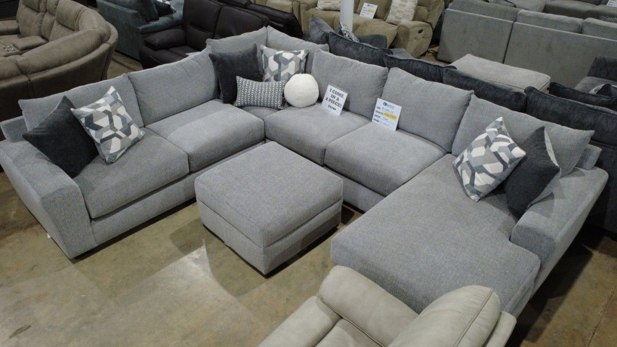 Big  &  Cozy 3-Piece Sectional  Must See!