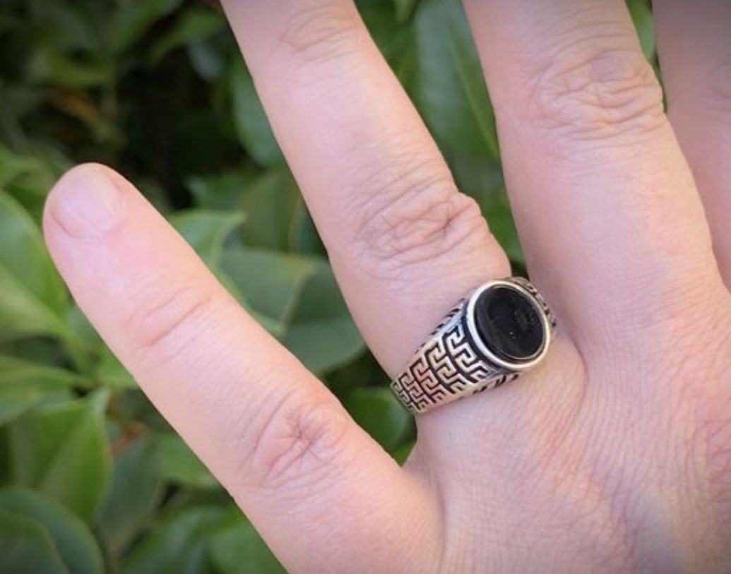 STATELY! Size 9 Solid 925 Sterling Silver GREEK KEY RING Gemstone: Smooth Oval Cut Cabochon Onyx MEN’S WOMEN’S UNISEX