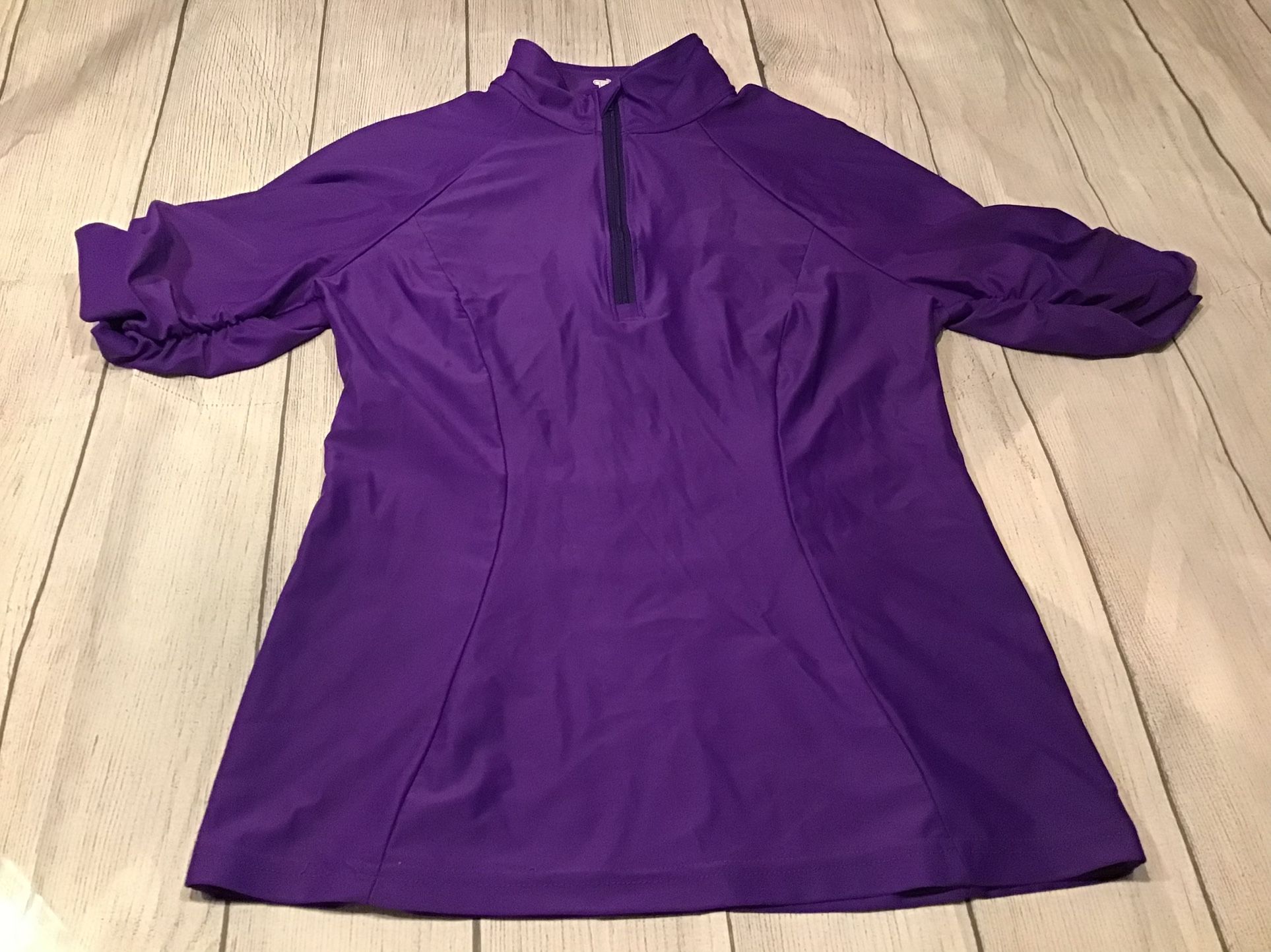 Tzu Tzu Womans Purple Athletic Shirt Size Medium