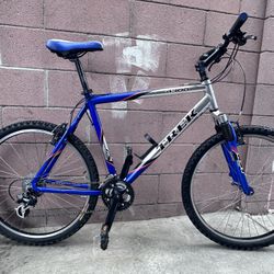 Trek Mountain Bike 3500