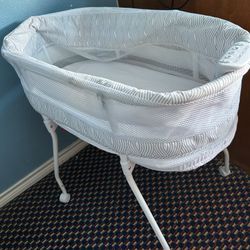 Infant Bassinet 