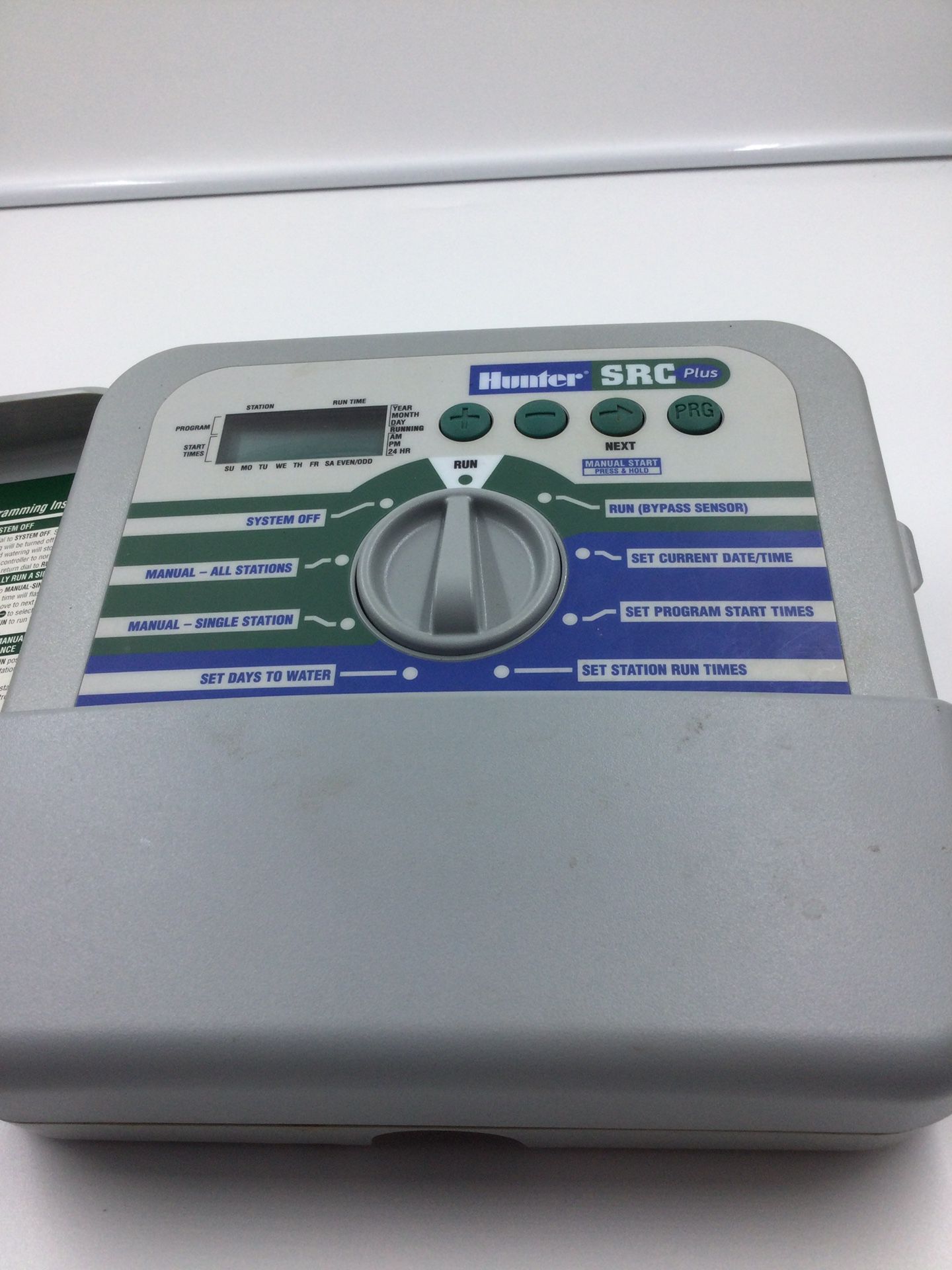 Hunter SRC Sprinkler Timer w/AC Adapter And Wall Mount